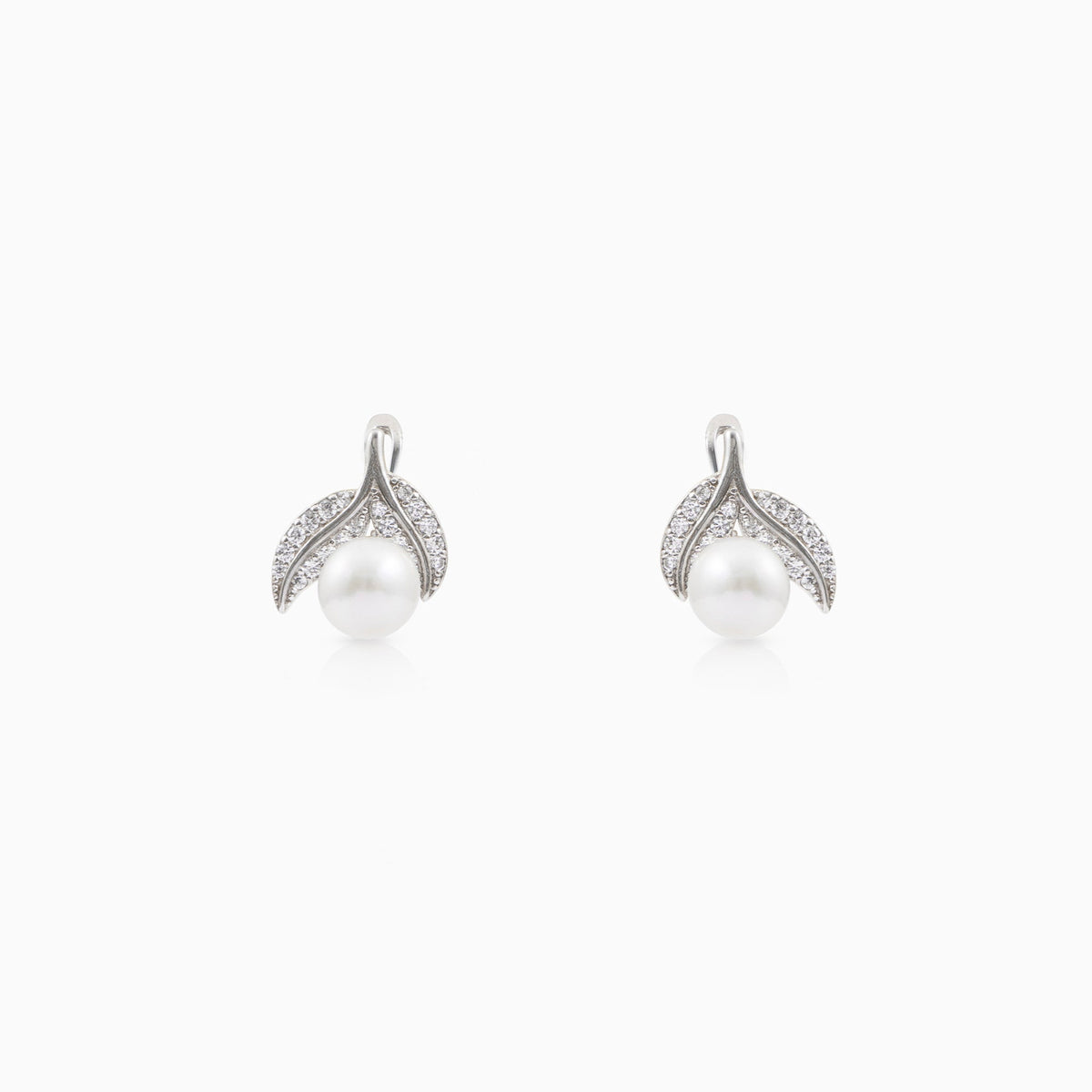 Pearl Leaf Stud Earrings
