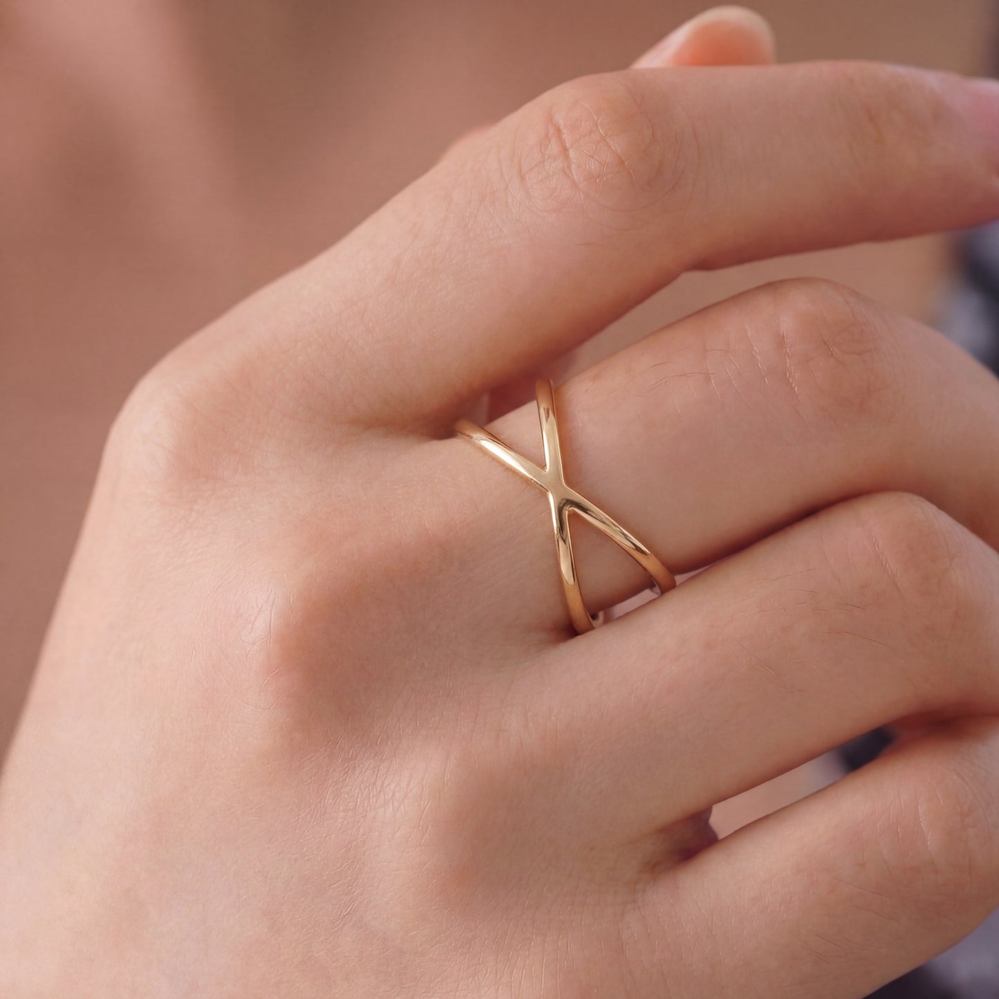 Ira Crossline Gold Ring