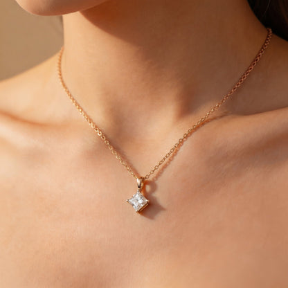 Lumina Solitaire Diamond Pendant