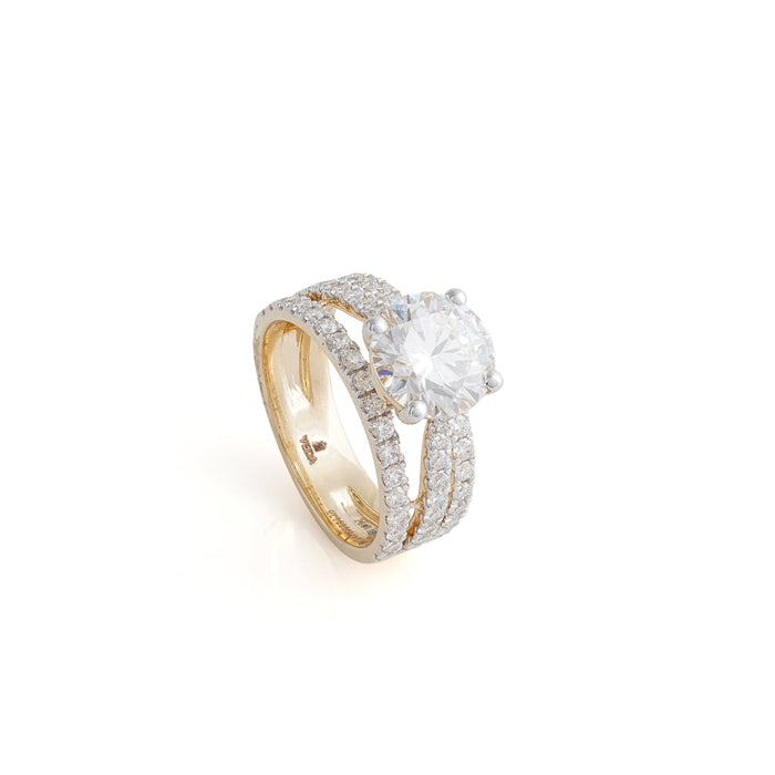 Evara Triple Band Solitaire Ring