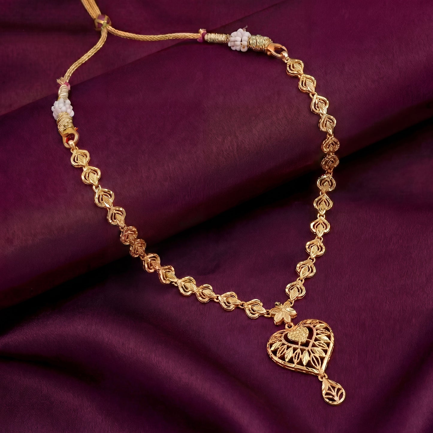 Averia Heart Gold Necklace