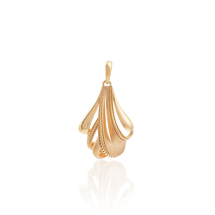 Svarna Petal Gold Pendant