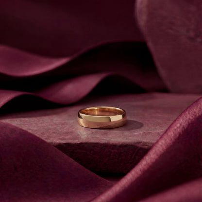 Elara Gold Band