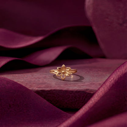Vanya Bloom Gold Ring