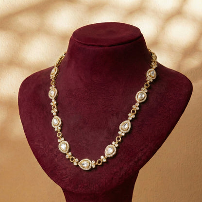 Regal Gold Necklace