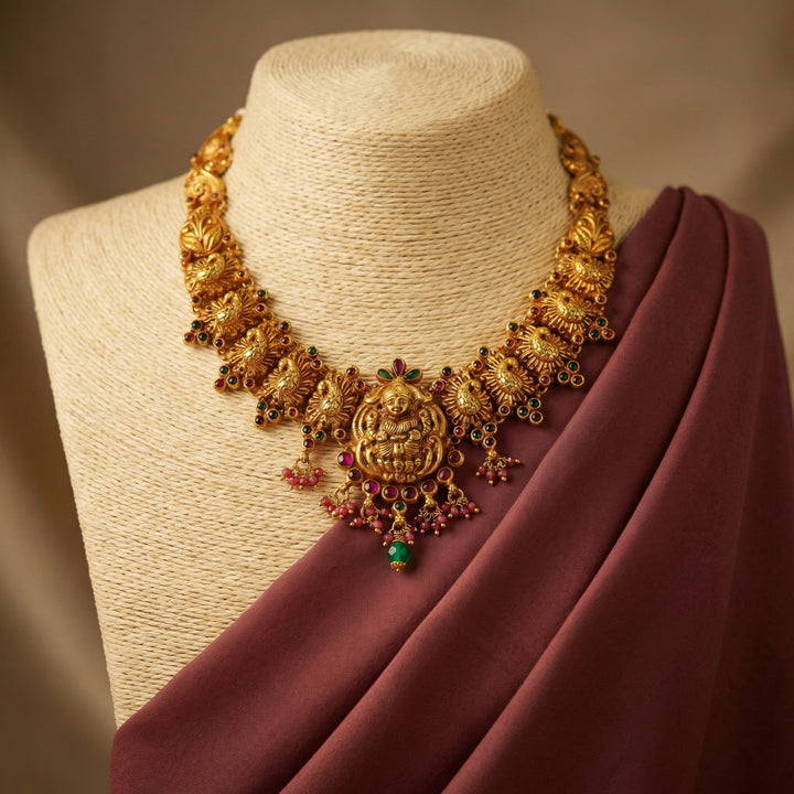 Golden Royal Temple Haar