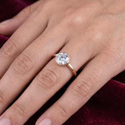 single Diamondgold ring