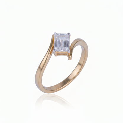 Gold Diamond Swirl Pattern Ladies Ring