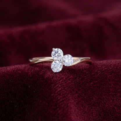 triangle shaped gold diamond ring