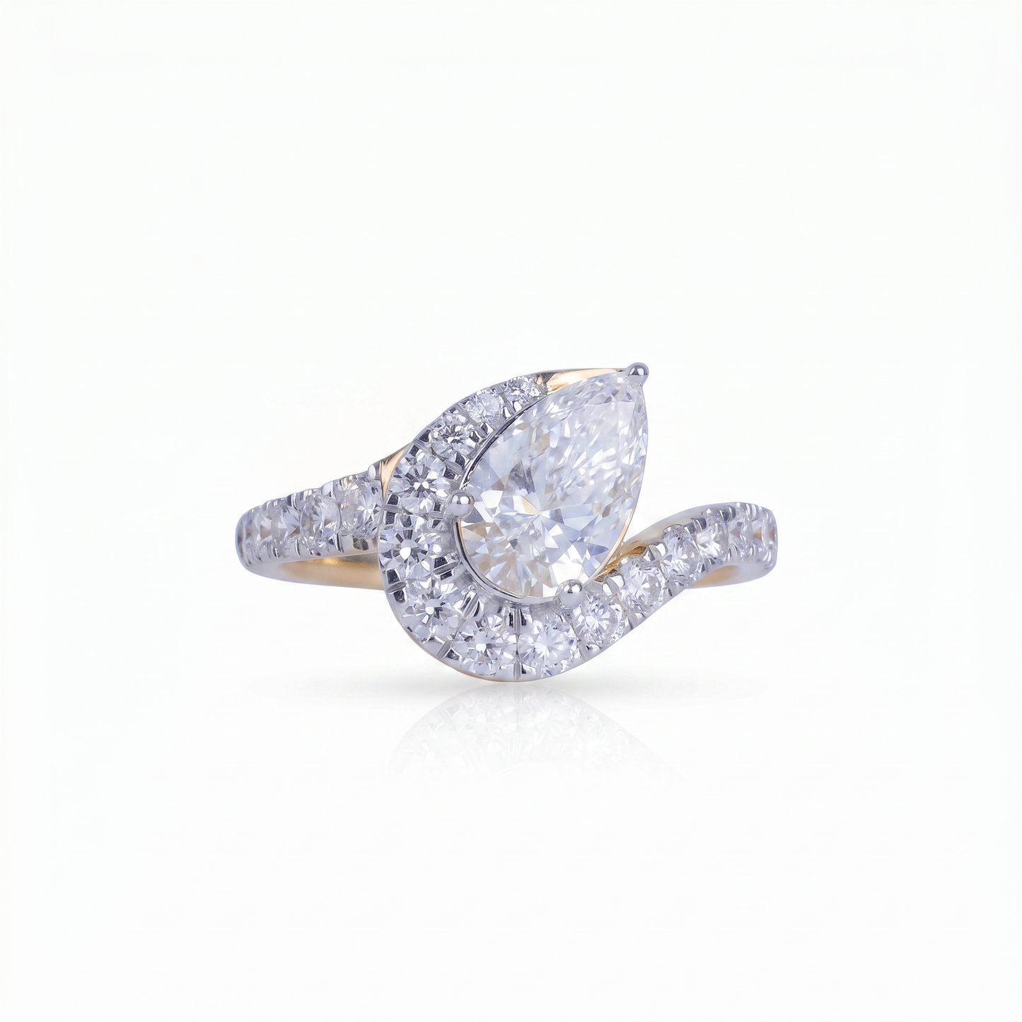 Gold Diamond Serpentine Pattern Ladies Ring