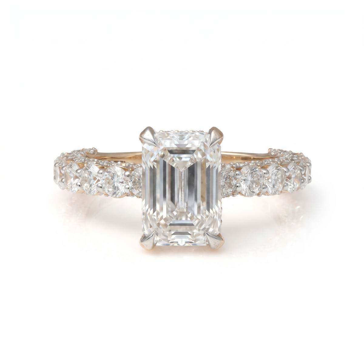 Aurelia Radiant Solitaire Ring
