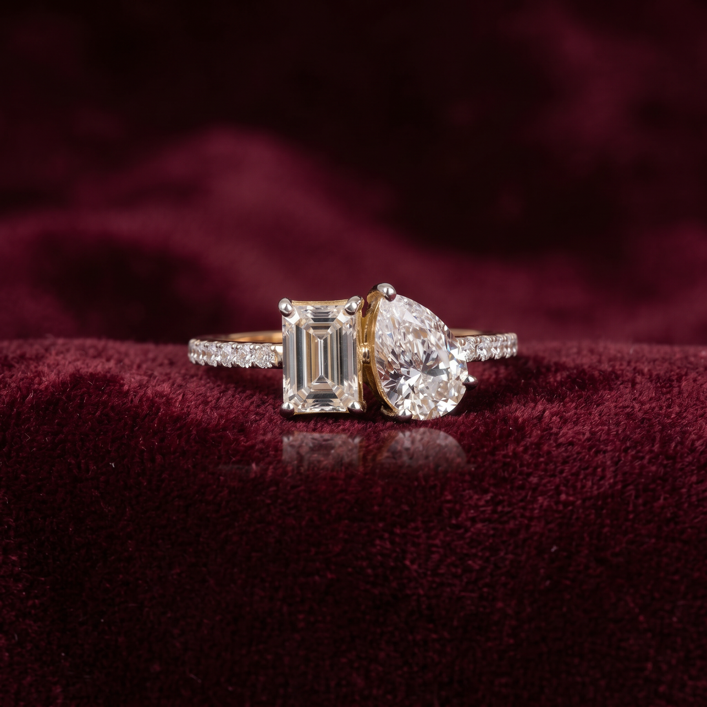 Gold Diamond Toi et Moi Ladies Ring