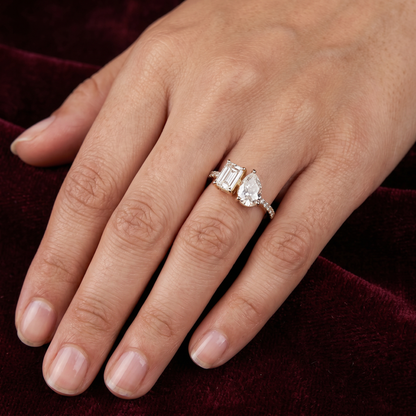 Gold Diamond Toi et Moi Ladies Ring